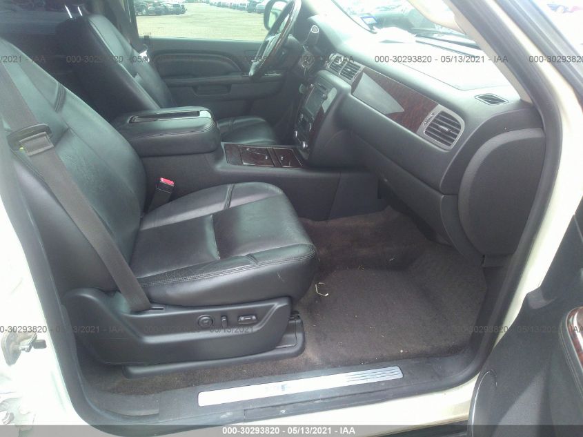 2014 GMC YUKON XL DENALI 1GKS1MEF3ER219911