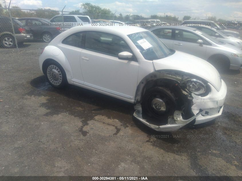 2013 VOLKSWAGEN BEETLE COUPE 2.5L 3VWJX7AT1DM675230