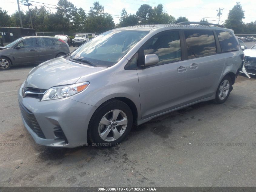 2018 TOYOTA SIENNA LE 5TDKZ3DC2JS901924
