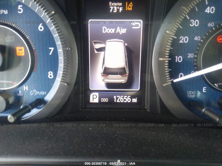 2018 TOYOTA SIENNA LE 5TDKZ3DC2JS901924