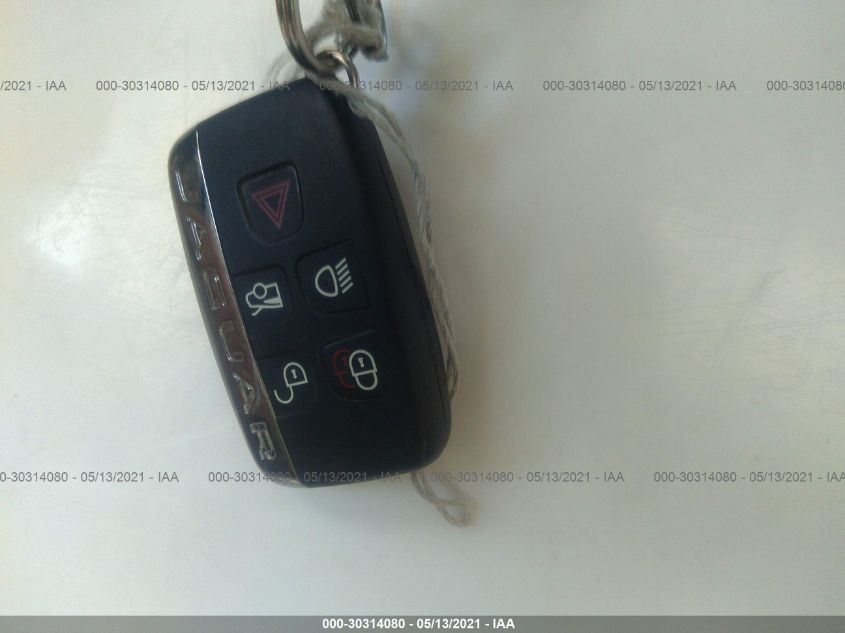 2017 JAGUAR XE 25T PREMIUM SAJAD4BG2HA966836