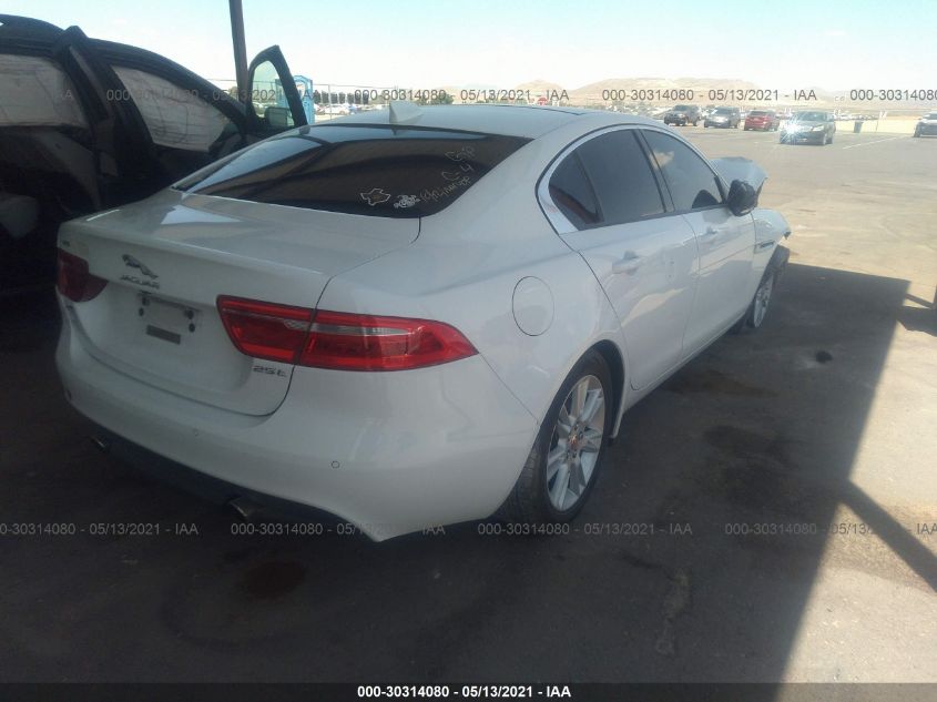 2017 JAGUAR XE 25T PREMIUM SAJAD4BG2HA966836