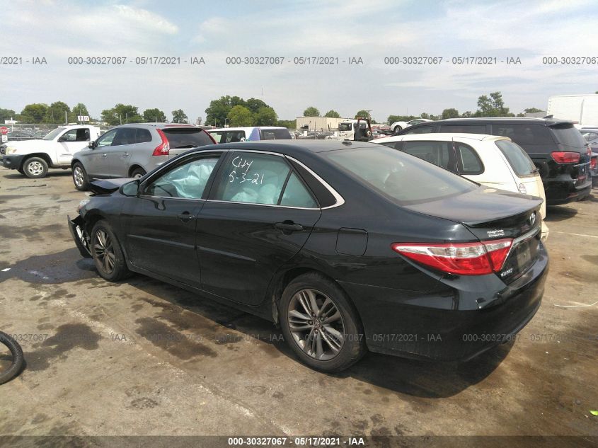 2015 TOYOTA CAMRY SE 4T1BF1FK7FU481870