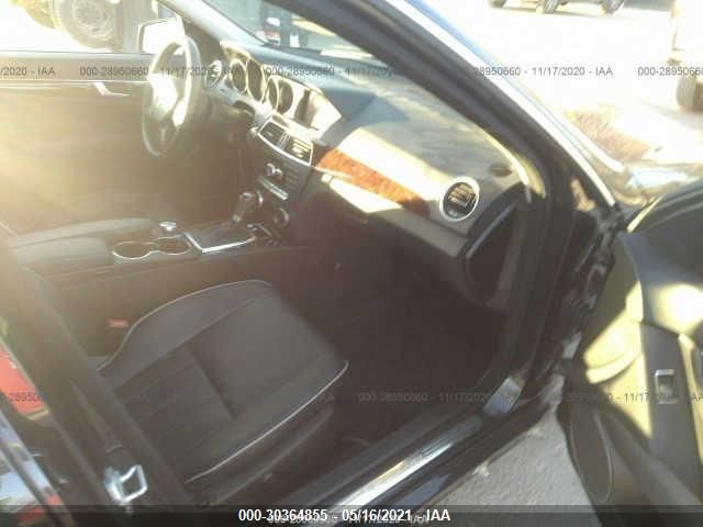 2013 MERCEDES-BENZ C-CLASS C 300 LUXURY WDDGF8AB7DA788714
