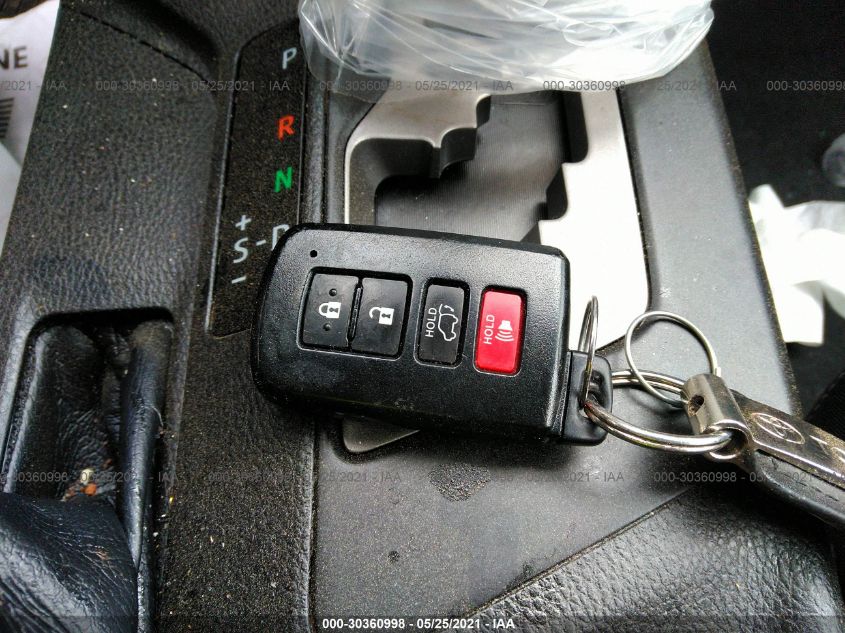 2018 TOYOTA RAV4 XLE/ADVENTURE 2T3RFREV1JW698792