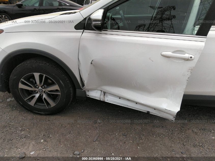2018 TOYOTA RAV4 XLE/ADVENTURE 2T3RFREV1JW698792