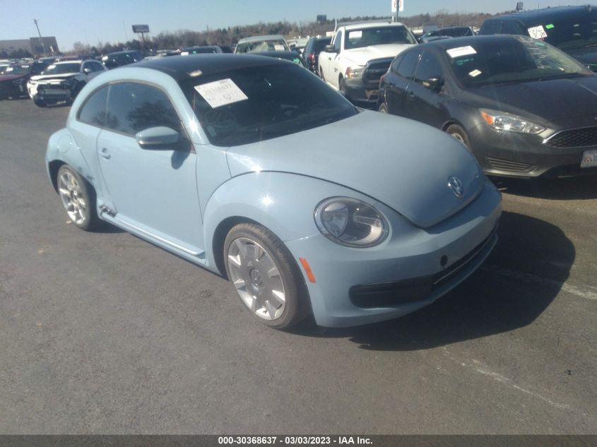 2013 VOLKSWAGEN BEETLE 2.5L 3VWJX7AT3DM679716