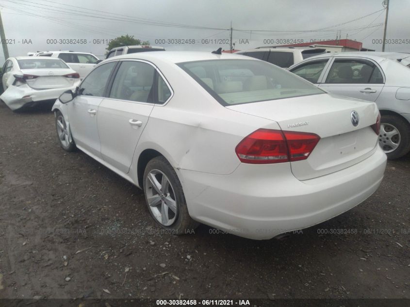 2015 VOLKSWAGEN PASSAT 1.8T LIMITED EDITION 1VWAT7A37FC105491