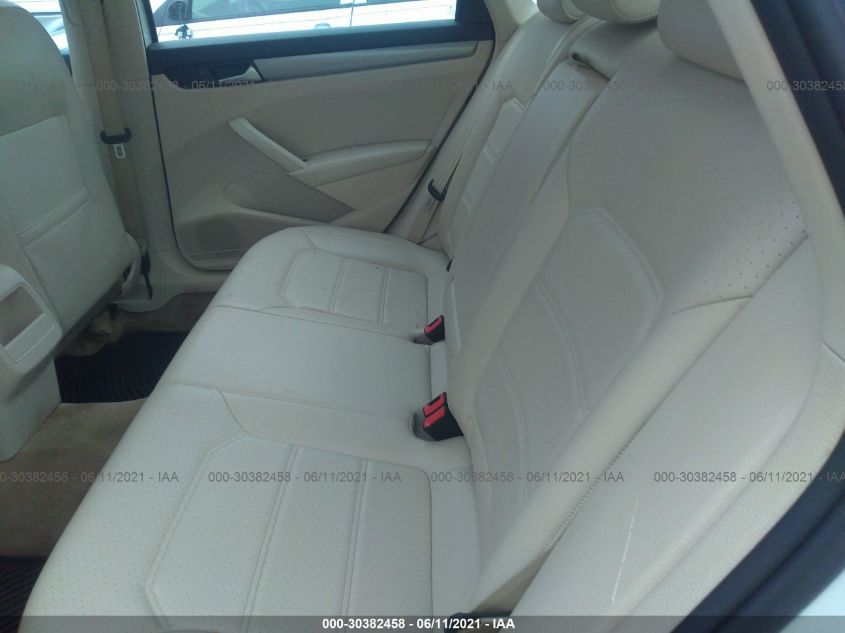 2015 VOLKSWAGEN PASSAT 1.8T LIMITED EDITION 1VWAT7A37FC105491