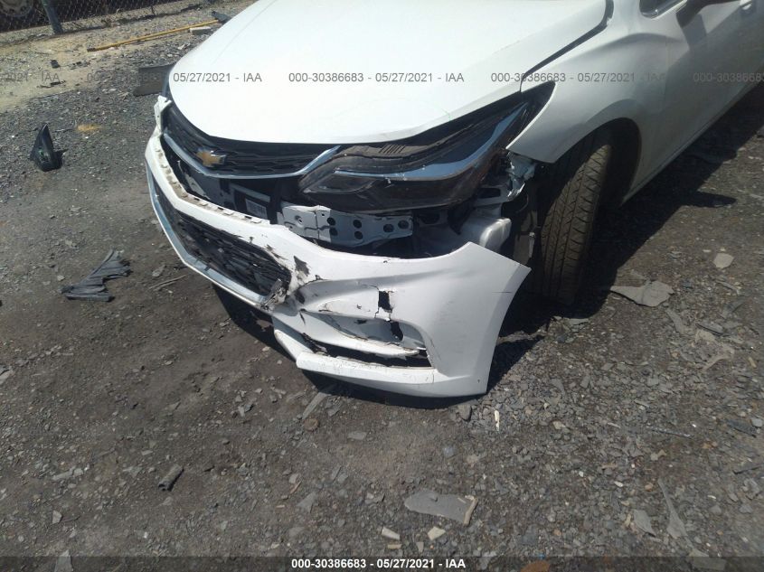2018 CHEVROLET CRUZE LT 1G1BE5SM6J7236371
