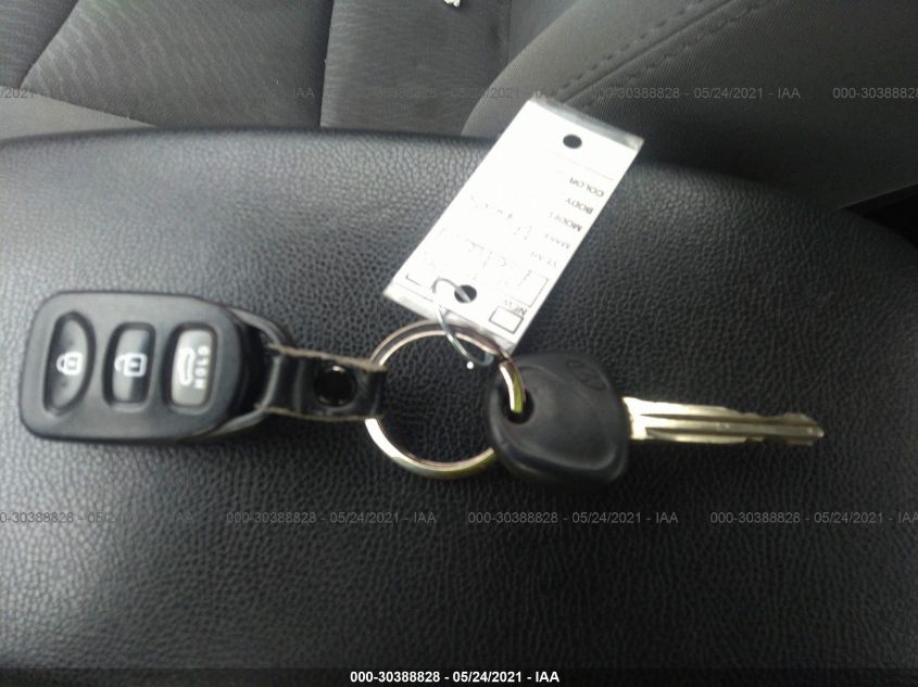 2015 HYUNDAI ELANTRA SE 5NPDH4AE5FH651342