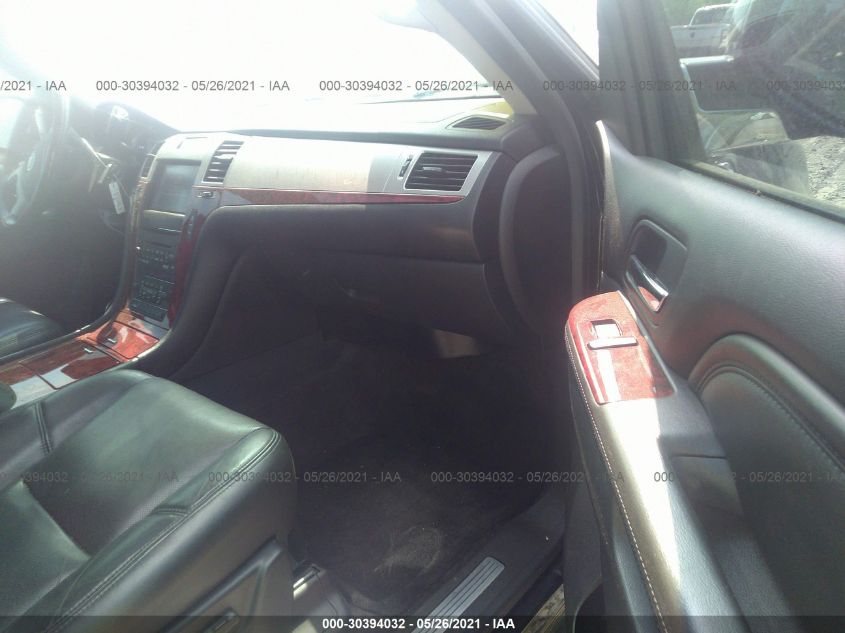 2013 CADILLAC ESCALADE LUXURY 1GYS4BEF9DR369716