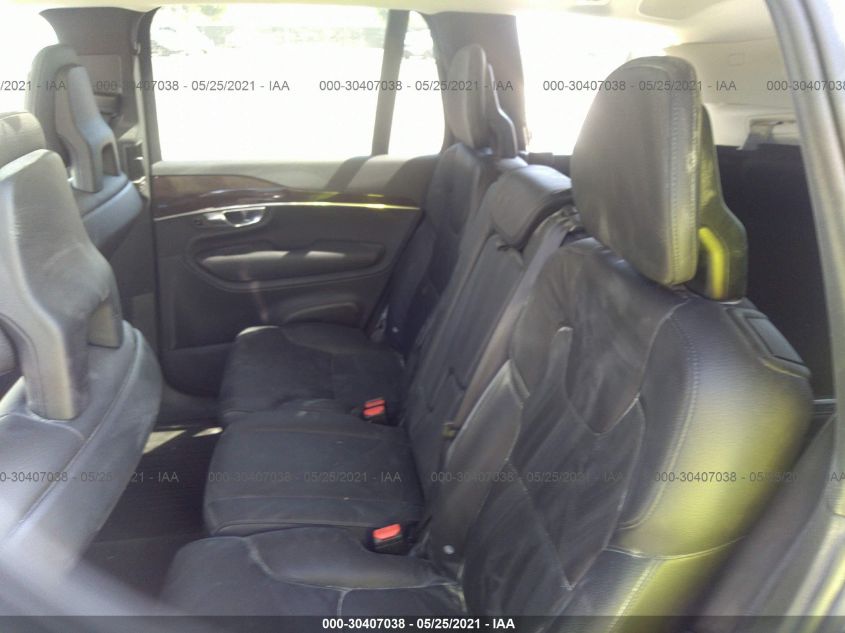 Фото: YV4A22PK1J1378340 - 8