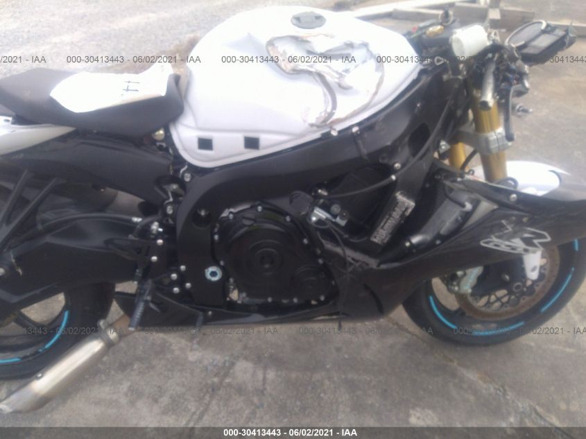 2020 SUZUKI GSX-R750 JS1GR7MA2L7100056
