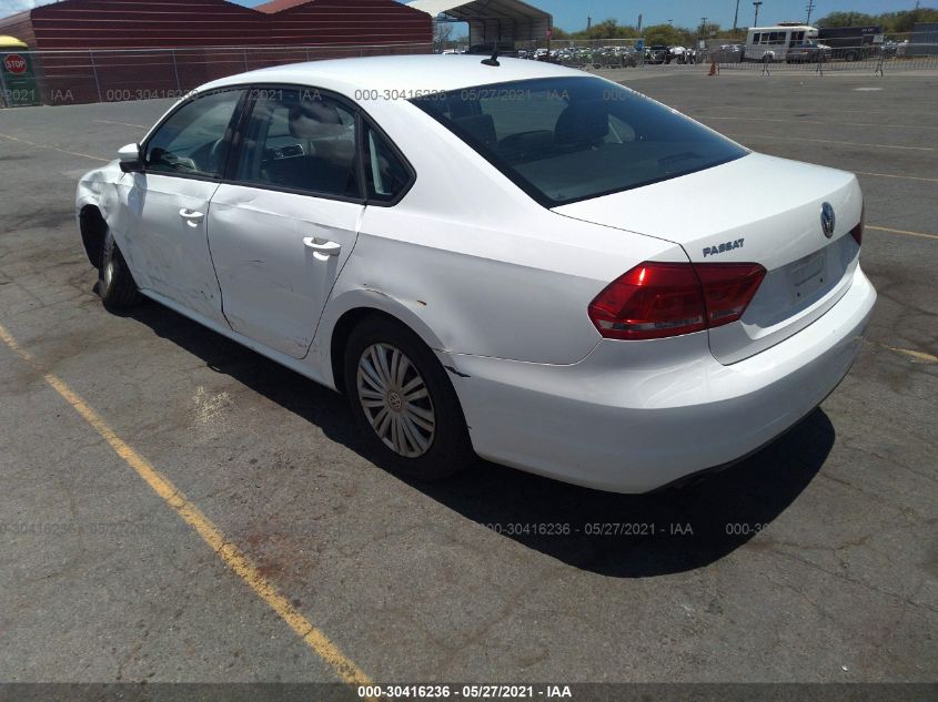 2014 VOLKSWAGEN PASSAT S 1VWAT7A31EC112614