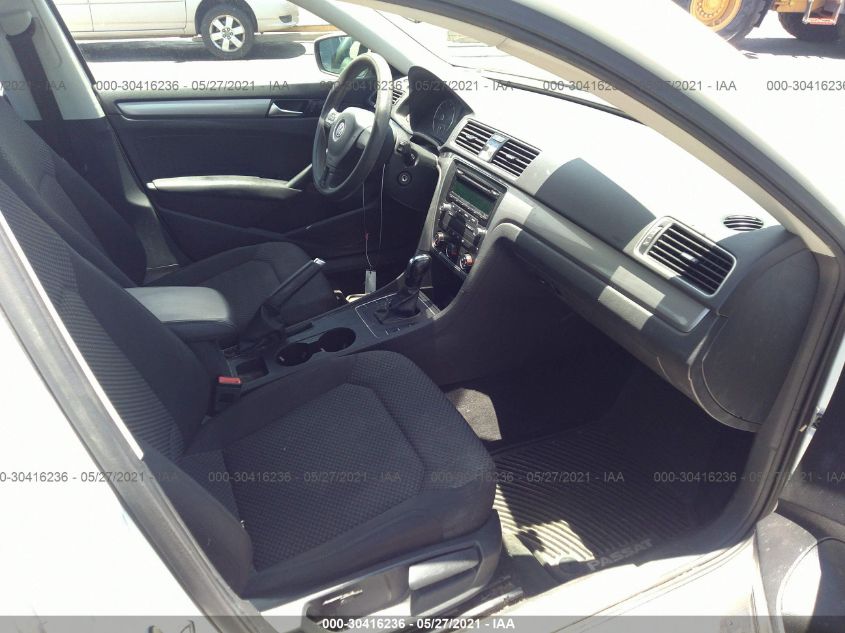 2014 VOLKSWAGEN PASSAT S 1VWAT7A31EC112614