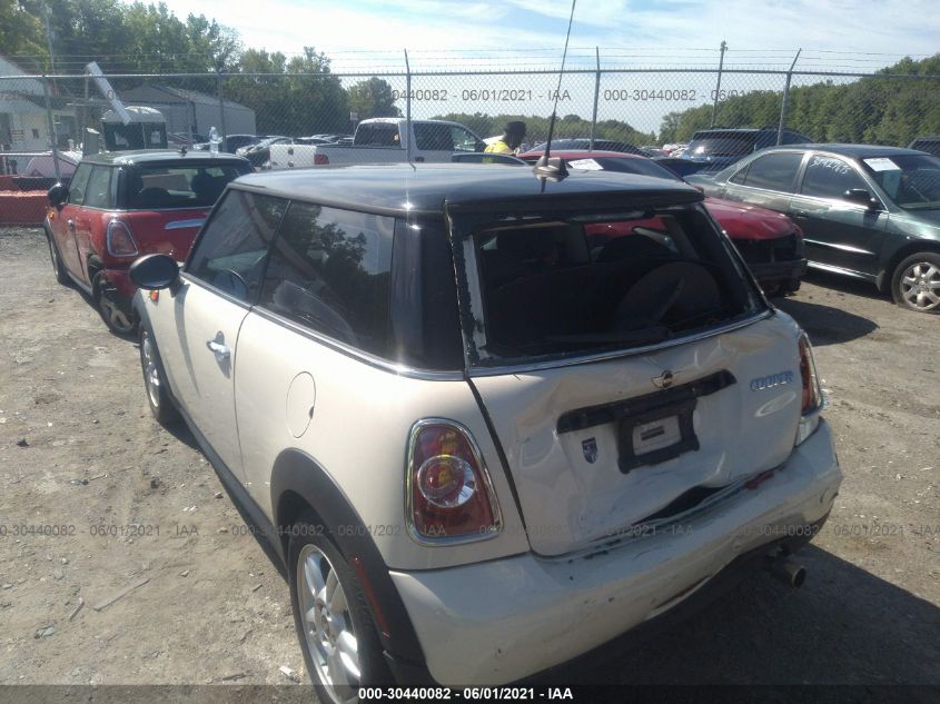 2013 MINI COOPER HARDTOP WMWSU3C53DT375677