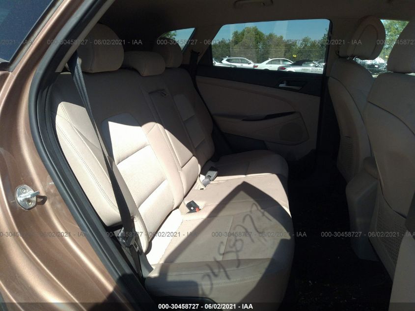2017 HYUNDAI TUCSON SE KM8J3CA43HU521549