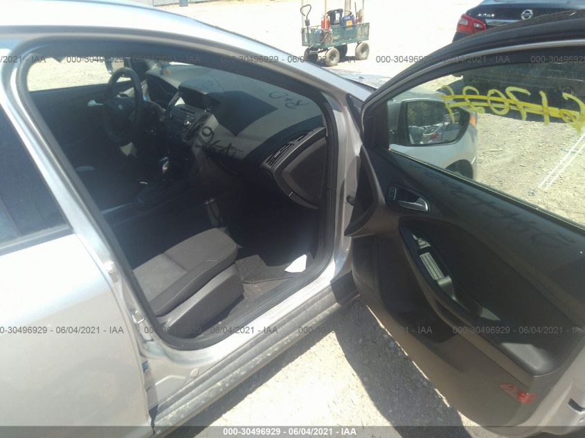 2015 FORD FOCUS SE 1FADP3F26FL329127
