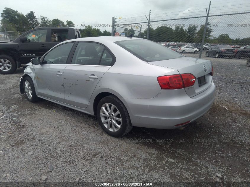 2013 VOLKSWAGEN JETTA SEDAN SE W/CONVENIENCE/SUNROOF 3VWDP7AJ7DM439502