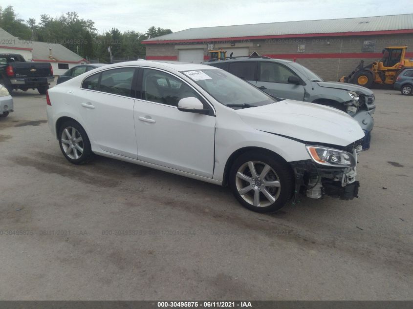 2016 VOLVO S60 T5 PREMIER YV1612TK9G2413060