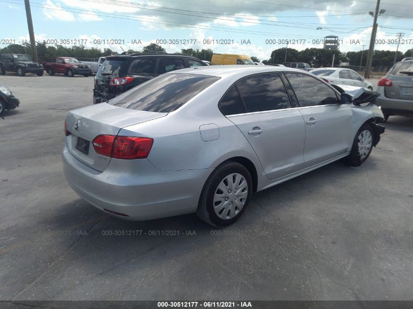 2013 VOLKSWAGEN JETTA SEDAN SE 3VWDP7AJ9DM375947
