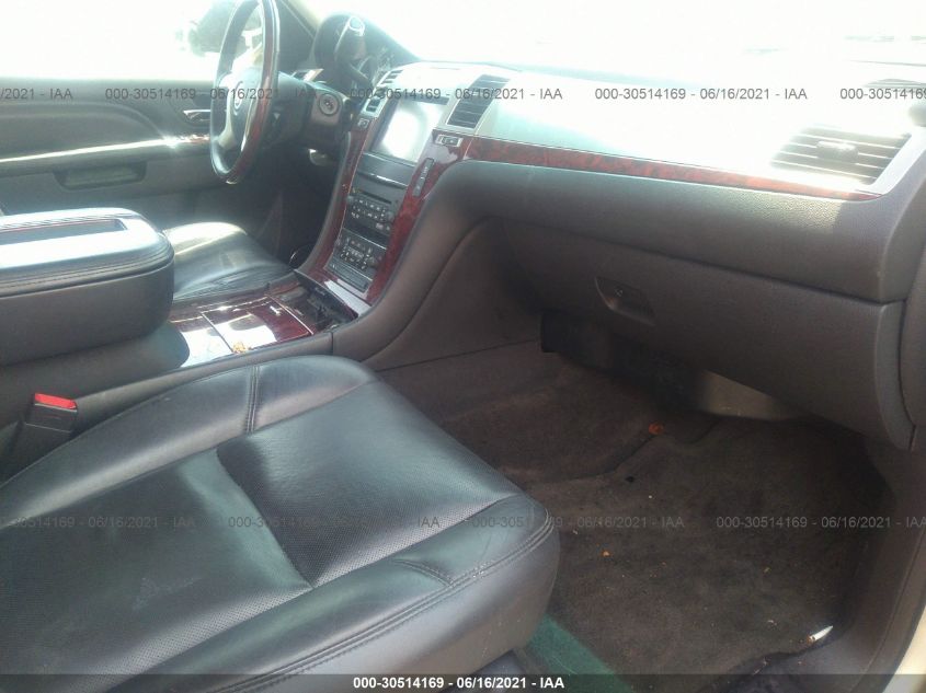 2013 CADILLAC ESCALADE LUXURY 1GYS4BEF9DR159861