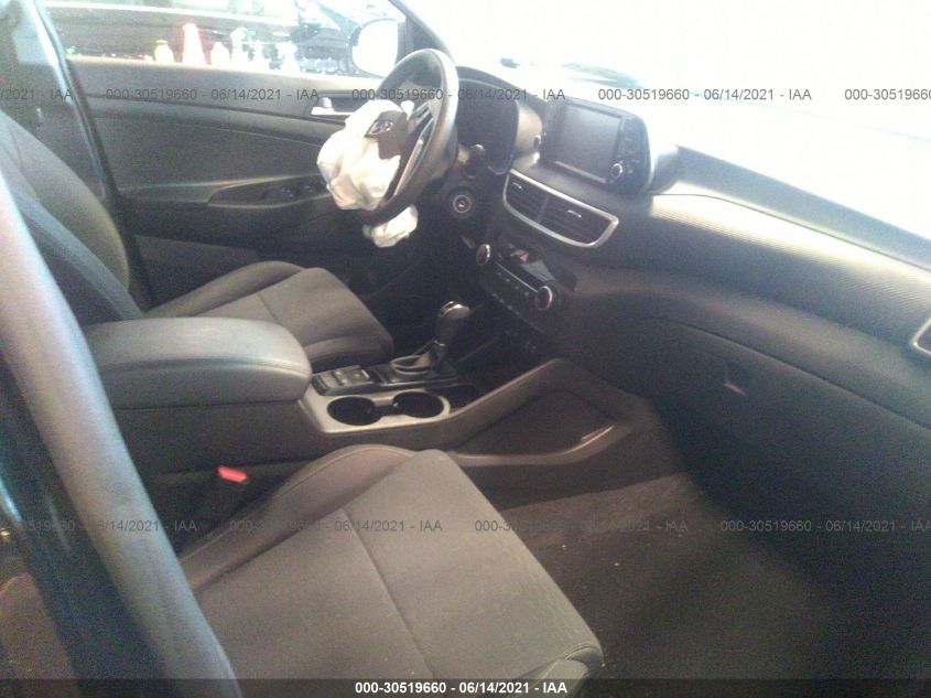 2019 HYUNDAI TUCSON SE KM8J23A46KU063550