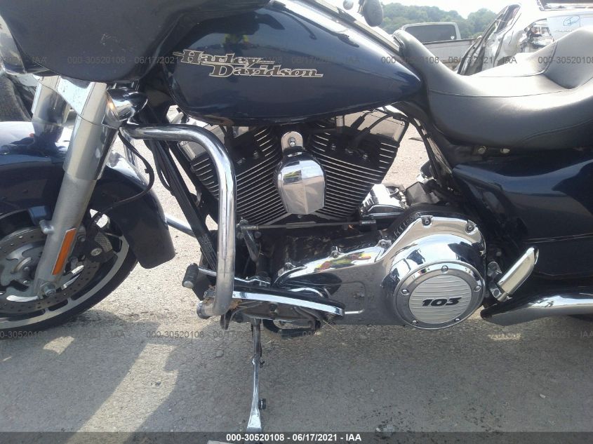 2012 HARLEY-DAVIDSON FLHX STREET GLIDE 1HD1KBM1XCB668215
