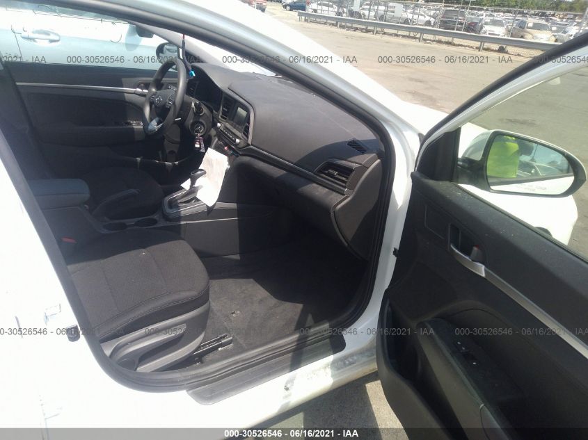 2020 HYUNDAI ELANTRA SE 5NPD74LFXLH610242