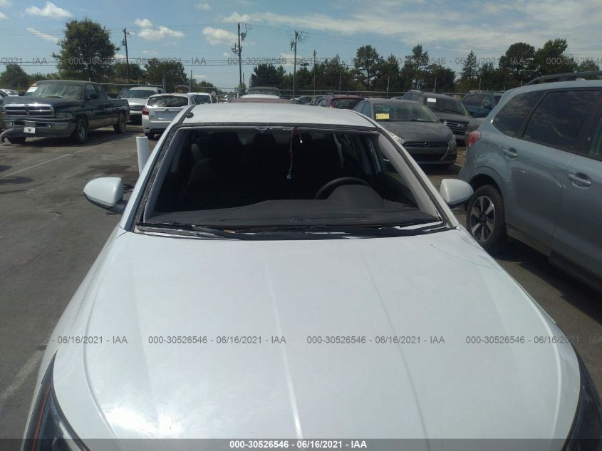 2020 HYUNDAI ELANTRA SE 5NPD74LFXLH610242