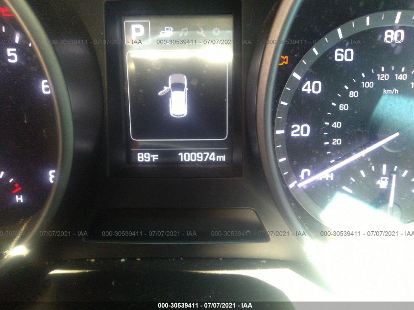 2017 HYUNDAI SANTA FE SE KM8SMDHF3HU217636