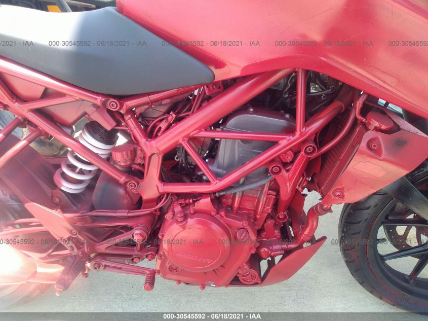 2019 KTM 390 DUKE MD2JPJ401KC228956