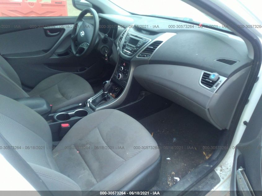 2014 HYUNDAI ELANTRA SE 5NPDH4AE4EH486091