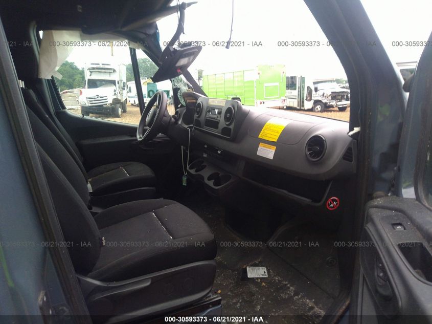 2019 MERCEDES-BENZ SPRINTER 2500 HIGH ROOF V6 WD4PF1CD0KP141197