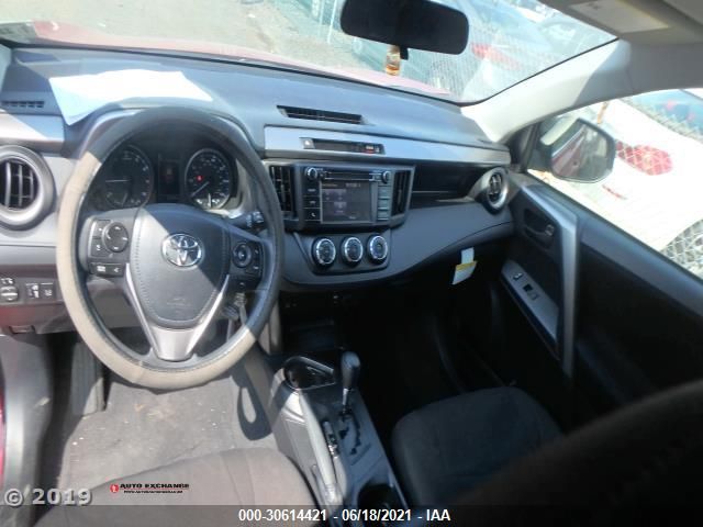 2017 TOYOTA RAV4 LE JTMBFREV4HJ144723