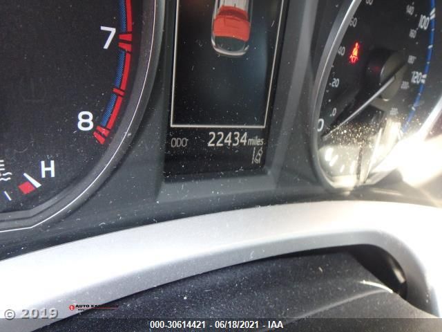 2017 TOYOTA RAV4 LE JTMBFREV4HJ144723