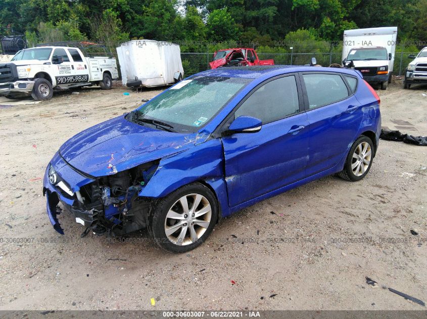 2013 HYUNDAI ACCENT SE KMHCU5AE6DU106391