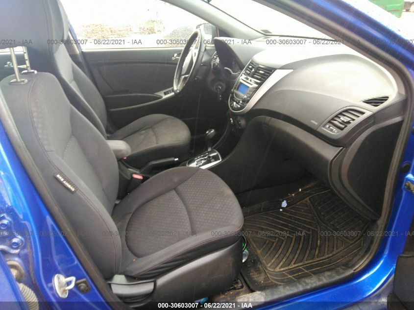 2013 HYUNDAI ACCENT SE KMHCU5AE6DU106391