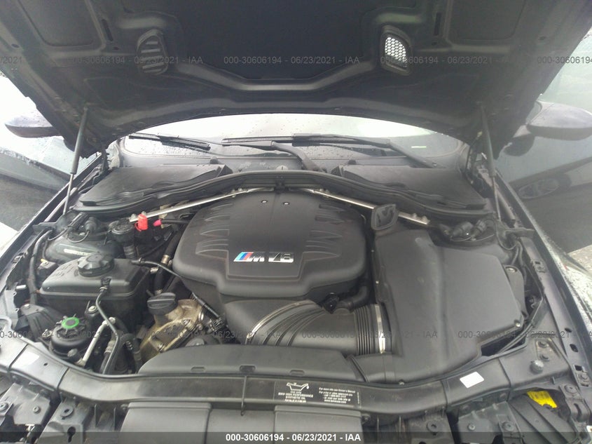 BMW M3 2011