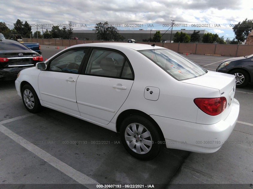 VIN: 1NXBR32EX3Z033122 | TOYOTA COROLLA 2003 CE/S/LE White Inline