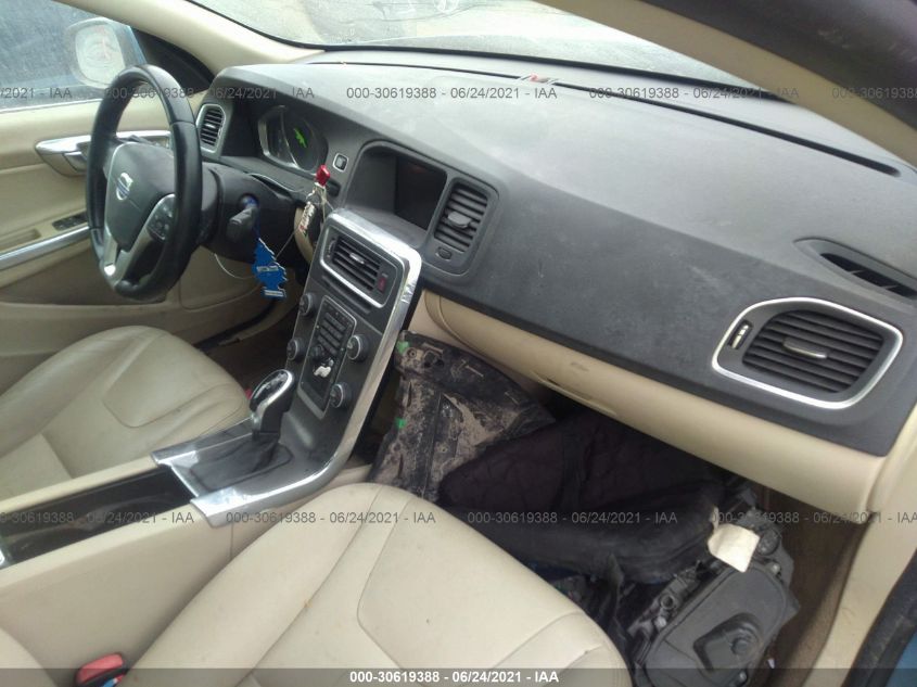 2015 VOLVO S60 T5 PREMIER YV1612TB2F1304864