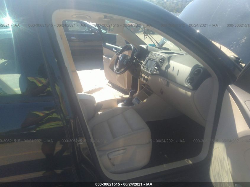 2015 VOLKSWAGEN TIGUAN SE WVGBV7AX7FW602636