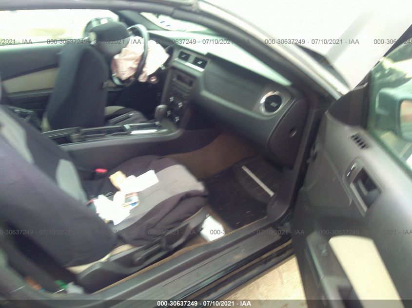 2014 FORD MUSTANG V6 1ZVBP8EM1E5208216
