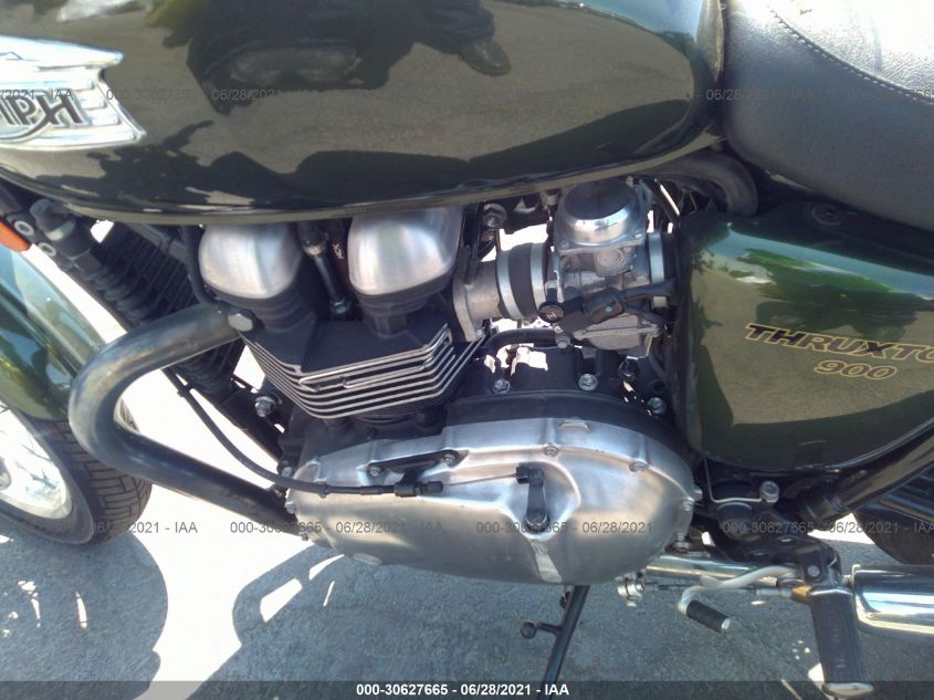2016 TRIUMPH MOTORCYCLE THRUXTON SMT920K19GT727705
