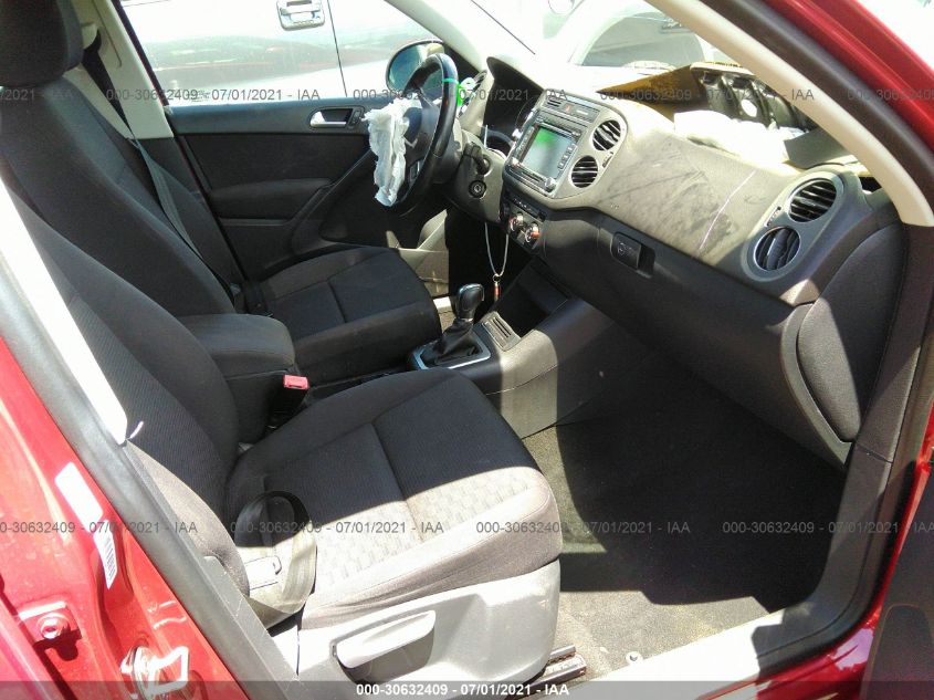 2015 VOLKSWAGEN TIGUAN S WVGBV7AXXFW091410