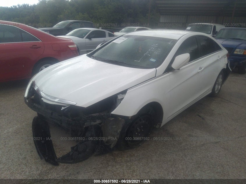 2013 HYUNDAI SONATA VIN: 5NPEB4AC3DH755216