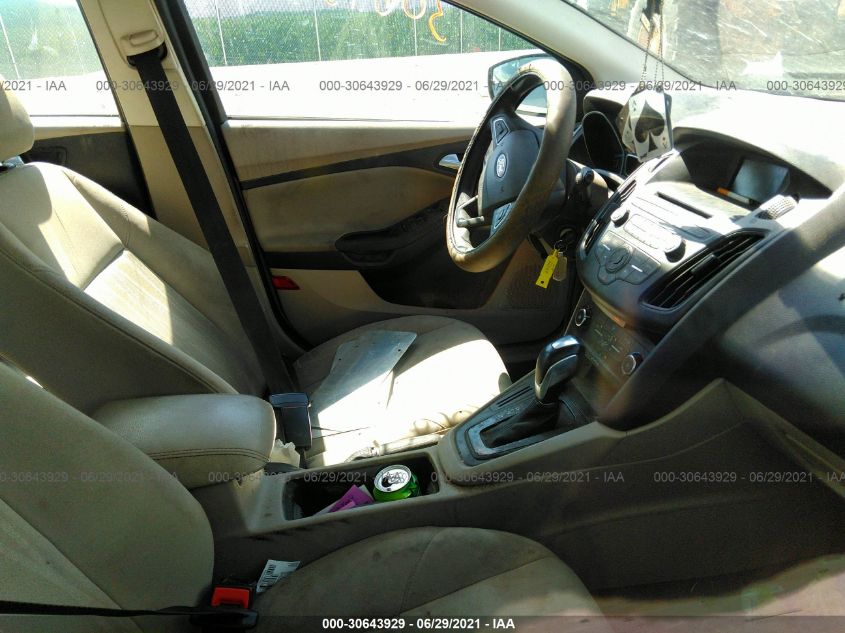 2015 FORD FOCUS SE 1FADP3K25FL316648