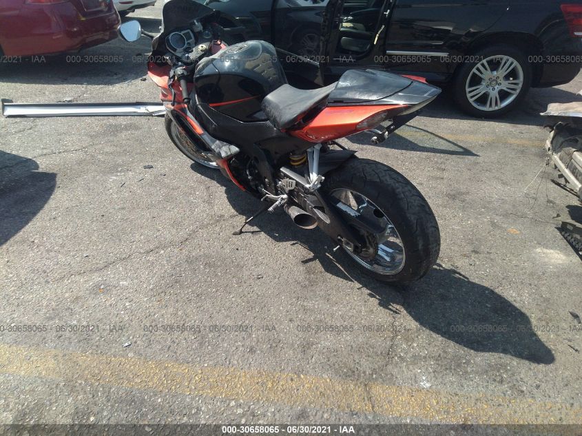 2007 SUZUKI GSX-R1000 JS1GT77A072114585