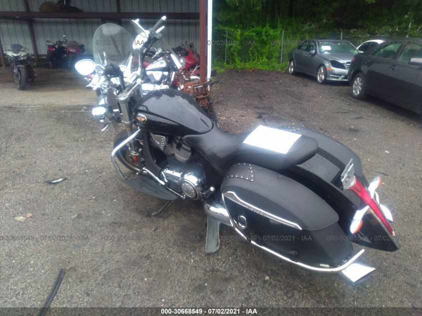 2012 VICTORY MOTORCYCLES CROSS ROADS CUSTOM/LE 5VPBW36N5C3007347